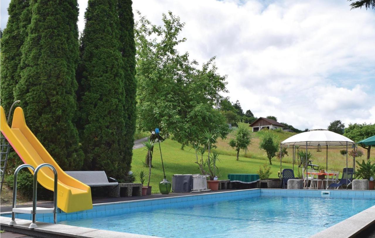 2 Bedroom Awesome Apartment In Welschensteinach Bagian luar foto