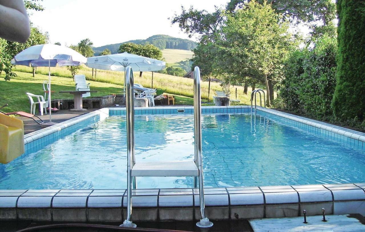2 Bedroom Awesome Apartment In Welschensteinach Bagian luar foto